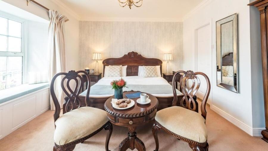 The Blue Haven Hotel Kinsale Esterno foto